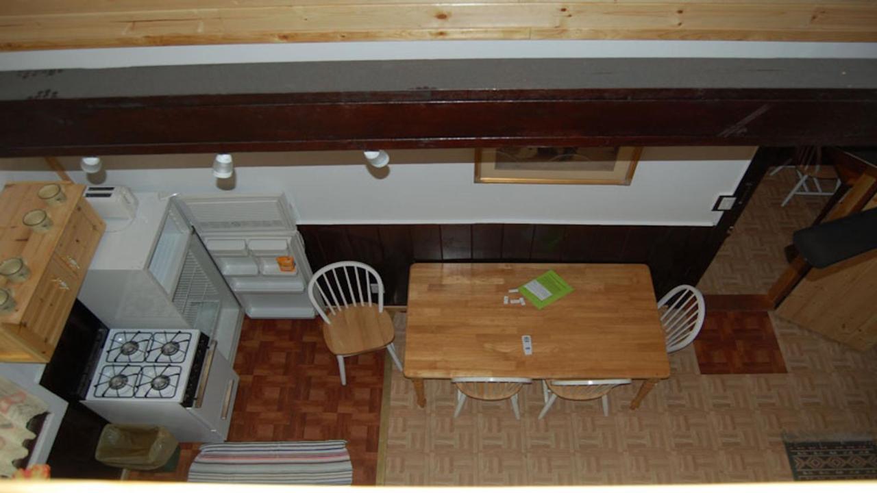 The Elms Waterfront Cottages Lake Luzerne Екстериор снимка